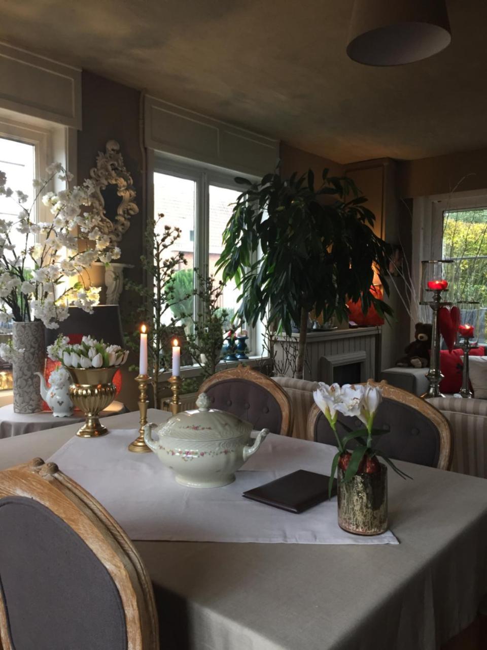 Huyze-Peppins Bed & Breakfast Maldegem Exterior photo